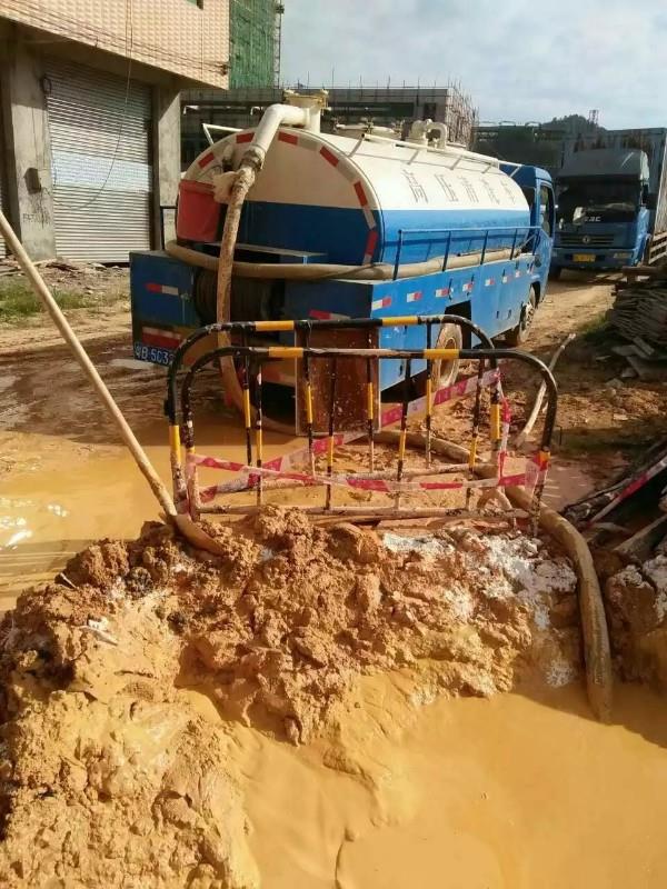 满城工地淤泥清淤